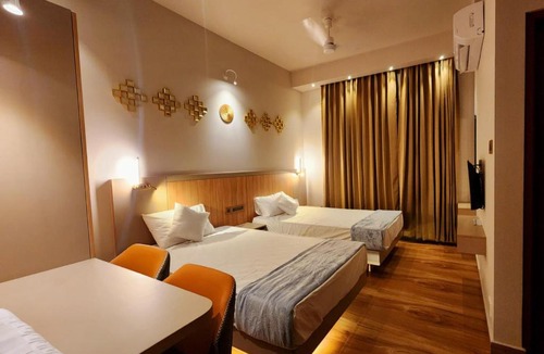 Kochi Hotel | J&G Royal Stay- A Boutique Hotel