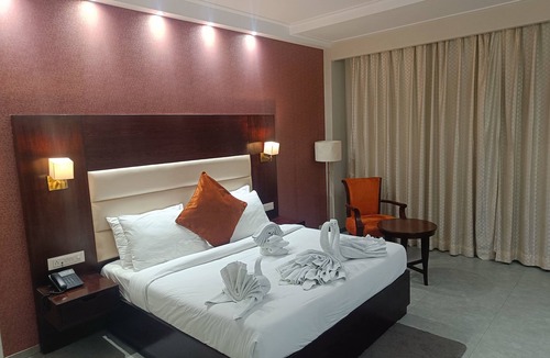 Pilibhit Hotel | J P HOTEL AND WEDDING SQUARE