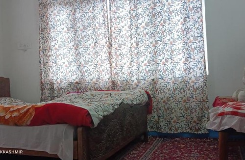 Rajbagh Bed & Breakfast | Jakarta paying guest house