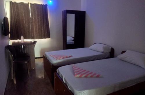 Karur Hotel | jambu's residence