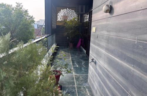Faridabad House | JBV HOMES A very friendly and peaceful place