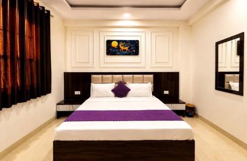 Delhi Hotel | Jeet Residency By TWAMEV Near Anand Vihar Railway Station