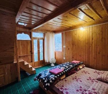 Banjar House | Jibhi wooden cottage