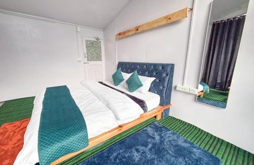 Banjar Cabin | jibhihomesteadcabin