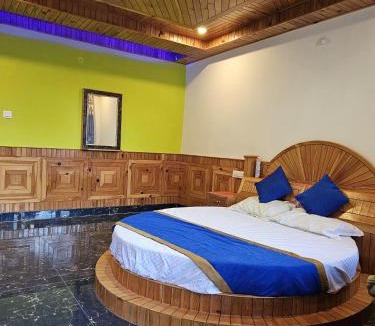 Kullu House | Jon Snow Cafe & Home Stay