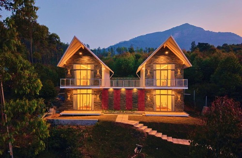Devikolam Villa | Jose Villa Kanthalloor by VOYE HOMES