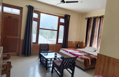 Keylong House | K C Guest House