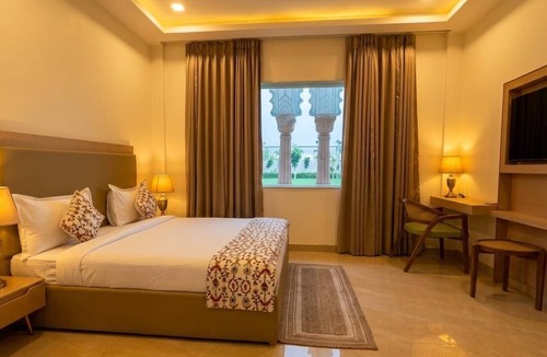 Moradabad Hotel | Kairvi Fort Resort Moradabad