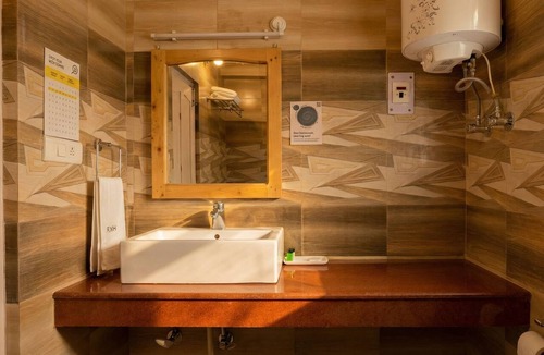 Knollswood Hotel | Kalra Regency Shimla