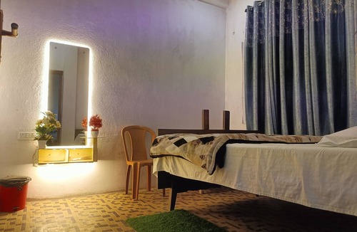 Katihar Bed & Breakfast | Kalzug