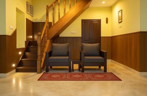 Kangra Ski Chalet | Kangra Fort Retreat- Vacation Rental