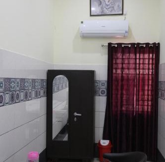 Haridwar Hotel | Kanta Sant Ram Aashram