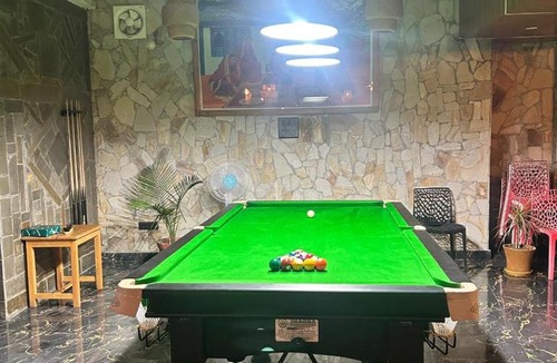 Almora Hotel | Kasar Himalaya Holiday Resort, Binsar Rd