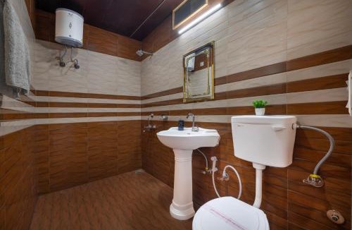 Kumarhatti House | Kasauli Evergreen Homestay by Splendid Hotels