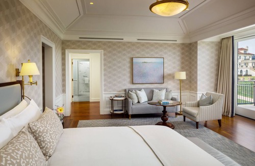 Royal Acres Hotel | Keswick Hall