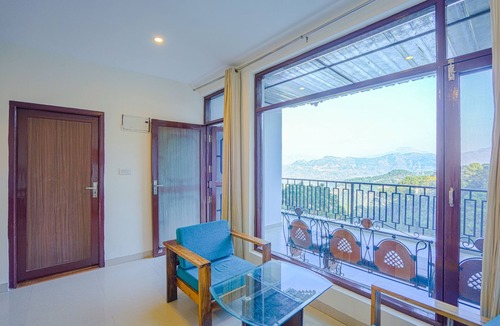 Kasauli Villa | Kia Kasauli - 3 BHK, Villa with Kitchen+BonFire+Cook