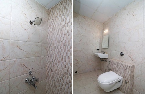 Basai House | Kingsize Bedroom with own Bath