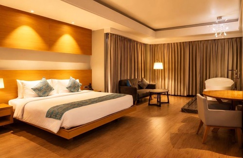 Sualkuchi Hotel | Kiranshree Grand