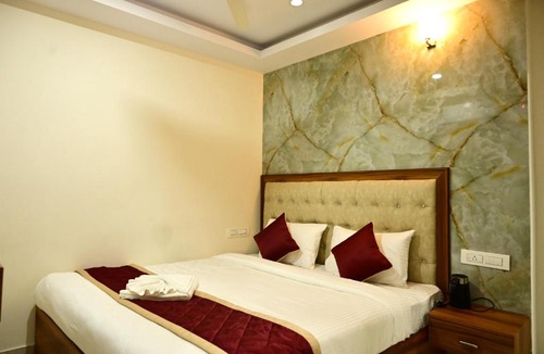 Yelahanka Hotel | KK Comforts