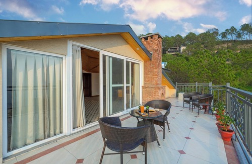 Kasauli Villa | Konifer Villas By ELIVAAS