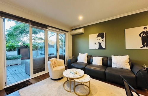Rozelle House | KozyGuru | Rozelle | 3 Bed Family House