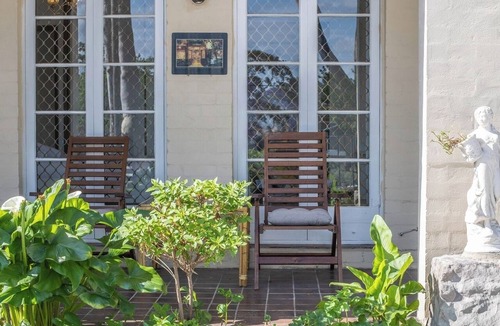 Thornleigh House | KozyGuru | Thornleigh | Charming Two-Bed Townhouse