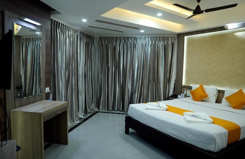Thrissur Hotel | KRISHNA HOLIDAY VILLAGE