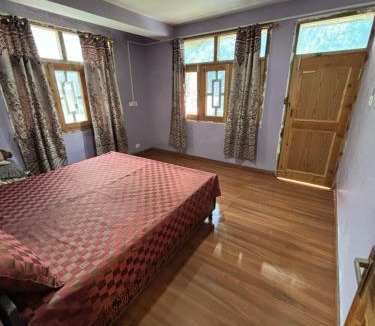 Nichar House | Krishna homestay yulla