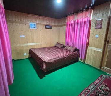 Nichar House | Krishna homestay yulla