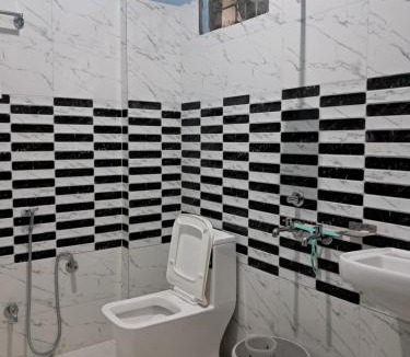 Pipalkoti Hotel | Krishna palace