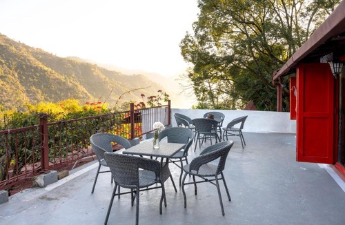 Jeolikote Hotel | Kumaon Cottage, Nainital - AM Hotel Kollection
