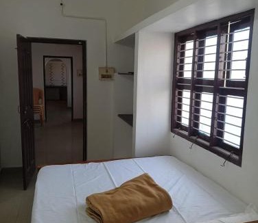 Tiruchendur House | Kumaran Residency Home Stay