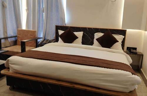 Bail Parao Hotel | Kuyal Corbett Resort
