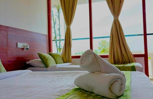 Kuilapalayam House | La Couronne Seaview Resort