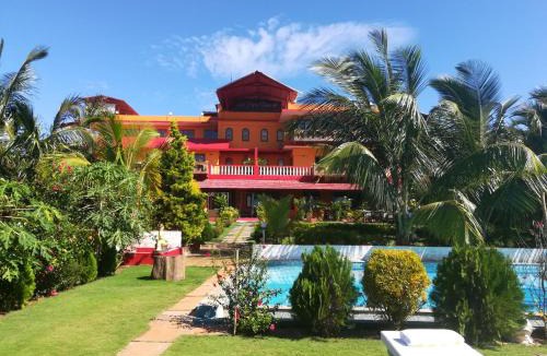 Morjim Resort | La Papa Resort