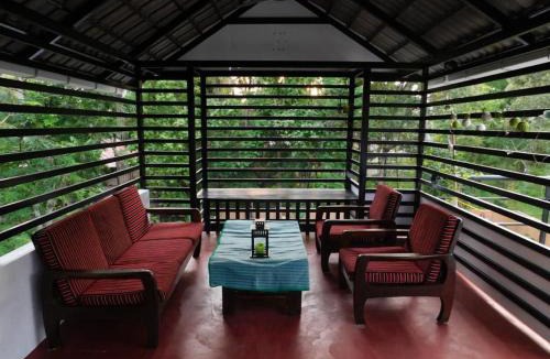 Mayyanad House | La Rose Homestay 3BHK Villa in Kollam