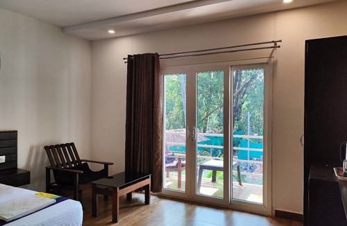 Morjim Hotel | La Volga by season Resort Inn
