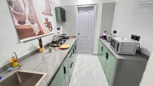 Madhapur Apartment | Lakshaura Service Apartment