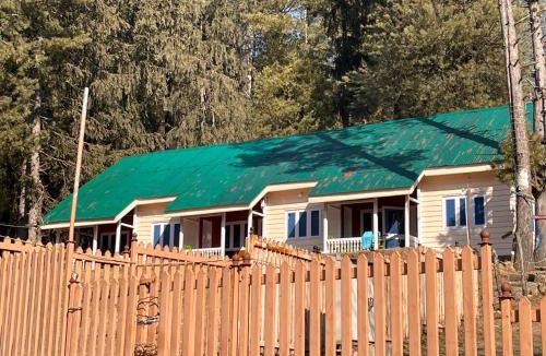 Pahalgam House | Lala Ji coasy cottage