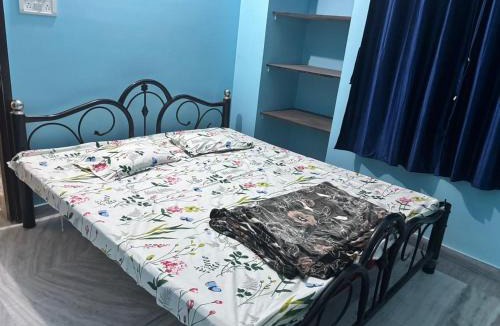 Mukundapur Apartment | Lara home stay 1bhk