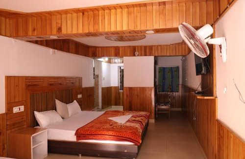 Banjar Hotel | Laughter Love Live