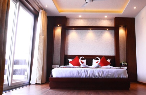 Bhimtal Hotel | Lavanya Inn