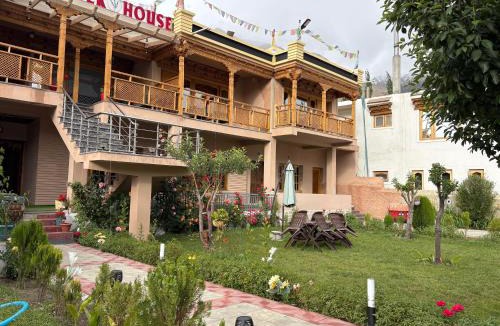 Nubra Valley Hotel | Lavender House