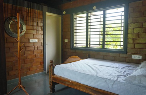 Hosur Hotel | Laze Daze