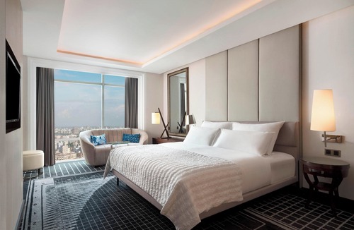 Dhaka Resort | Le Meridien Dhaka