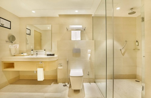 Aligarh Hotel | Lemon Tree Hotel Aligarh
