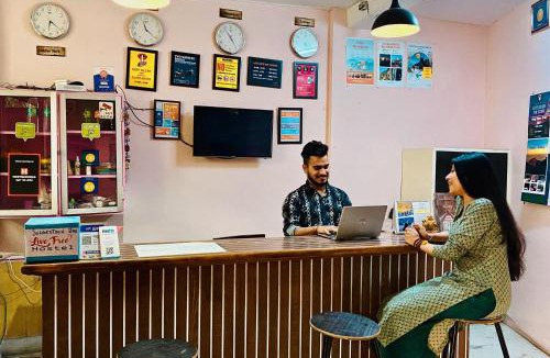 Tapovan Hostel | Live Free Hostel Rishikesh