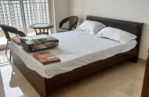 Noida Apartment | Live the moment with your family and friends @low cost with luxury