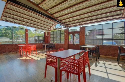 Jhajra Hotel | LivingStone The Village Hotel Standard Room
