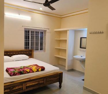 Tiruvannamalai House | Liya guest house